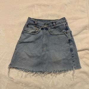 LEVI jean, light wash, high waisted skirt